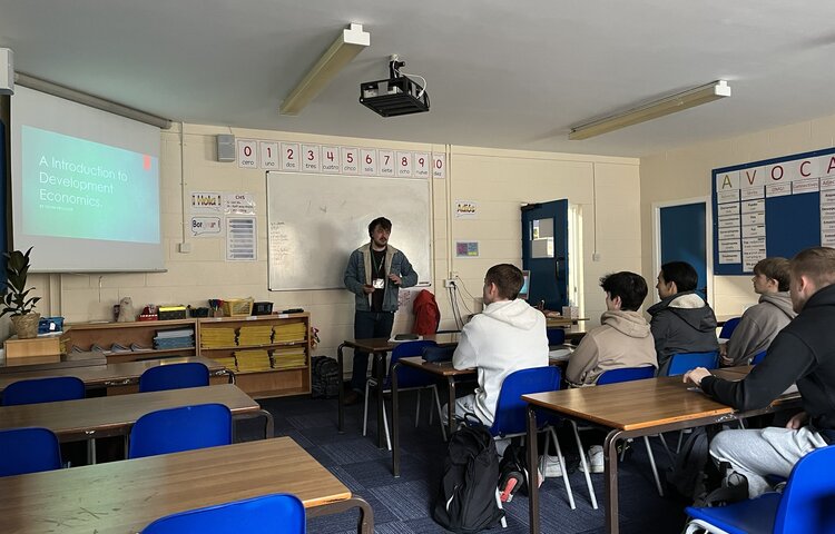 Image of Alumnus Ollie Shares Economics Insights with Sixth Form